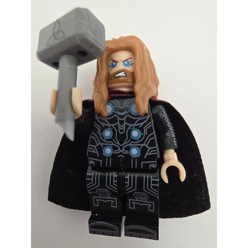 Unbranded Thor Minifigure Small Black Red Fair Custom Toy Figure